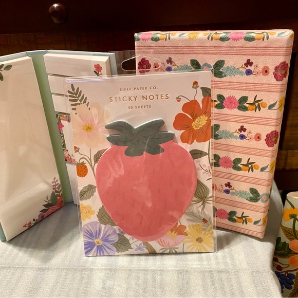 Rifle Paper Co. Colorful Floral Stationery Collection - Picture 4 of 4